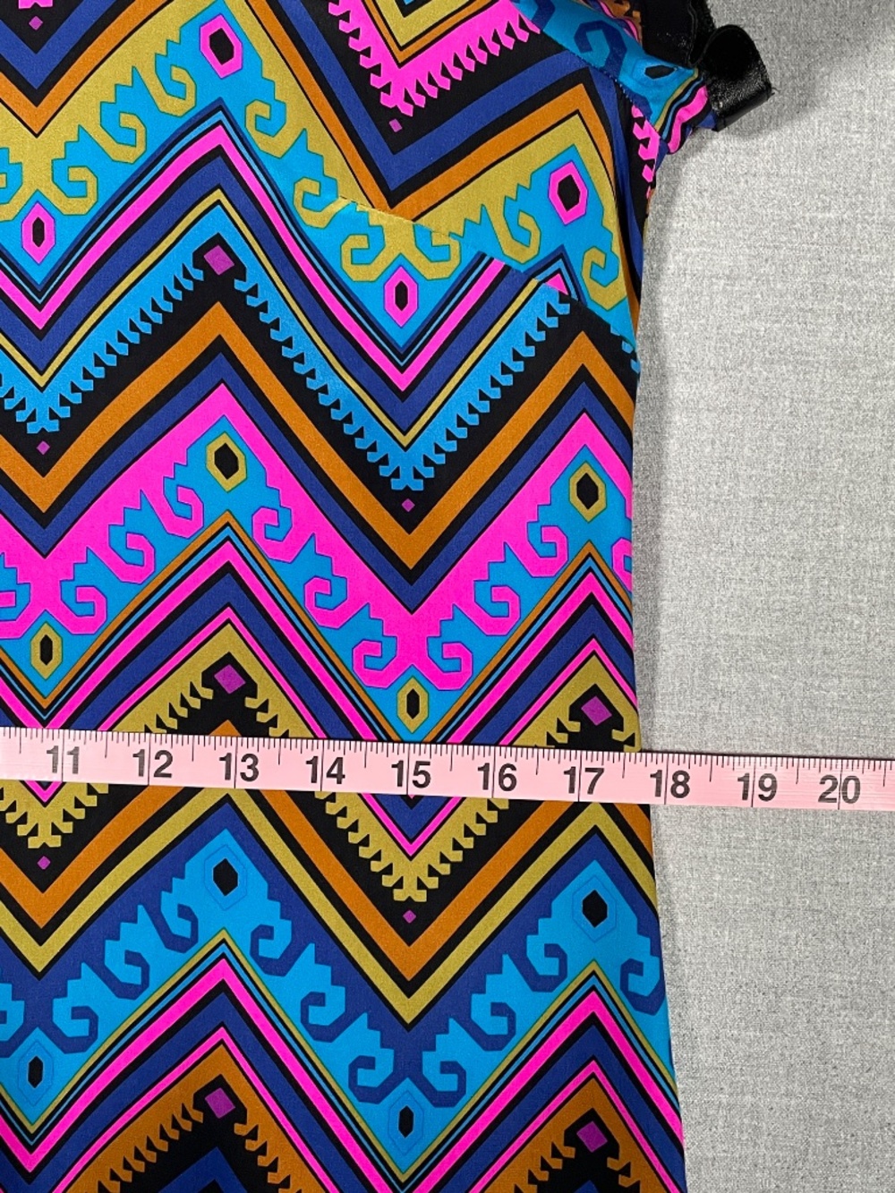 Alice & Trixie Silk Chevron Dress S Neon Pink Blue Zig Zag Leather Trim Mini - Picture 6 of 9